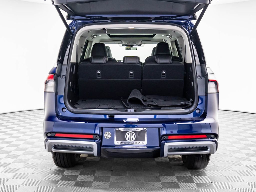 Certified 2025 INFINITI QX80 Pure image 33