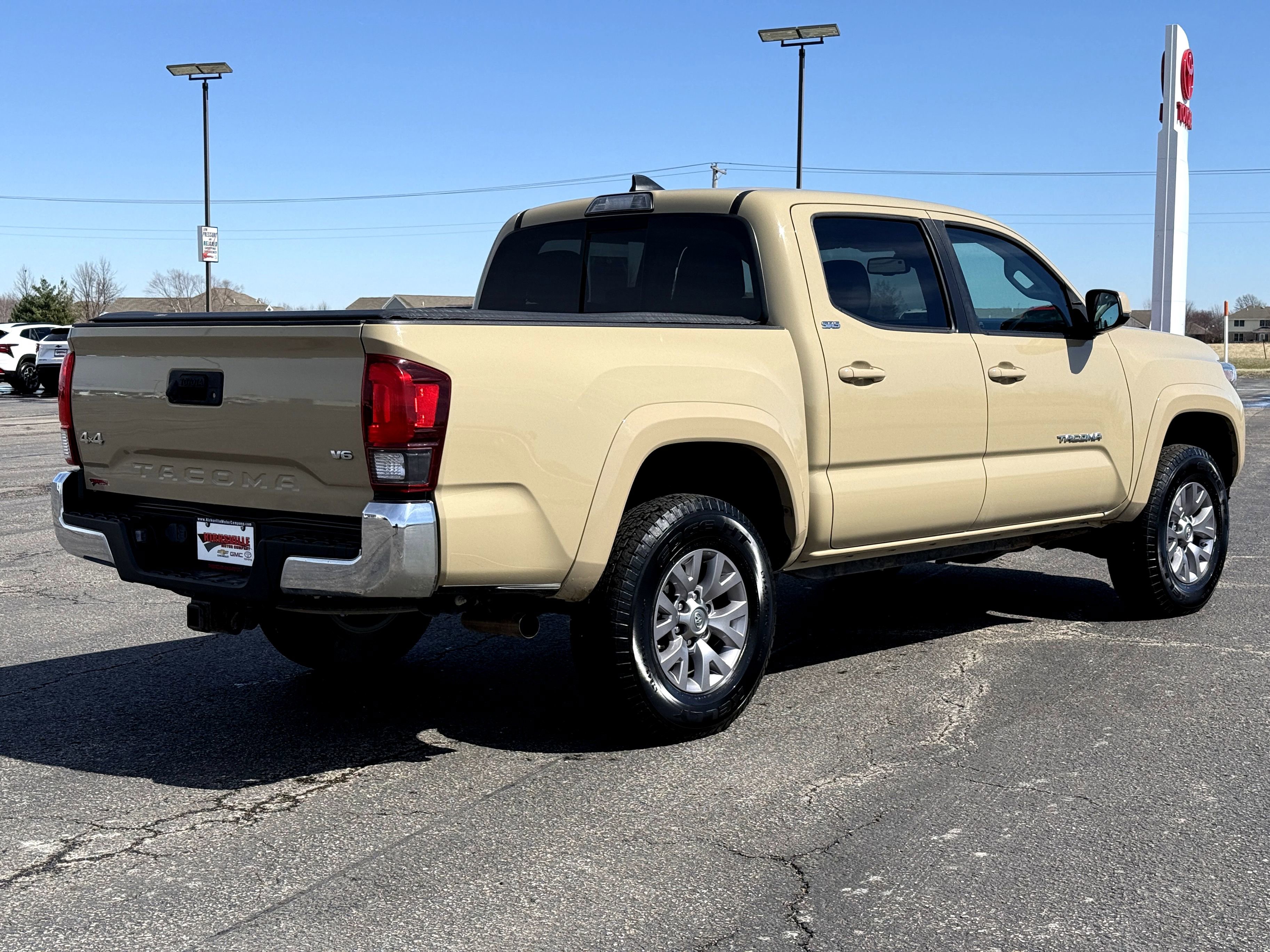 Used 2019 Toyota Tacoma SR5 image 3