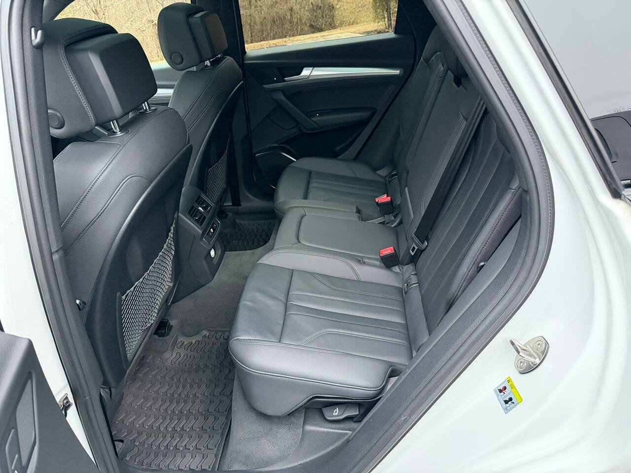 Used 2020 Audi Q5 2.0T Premium w/ Titanium Sport Package image 25