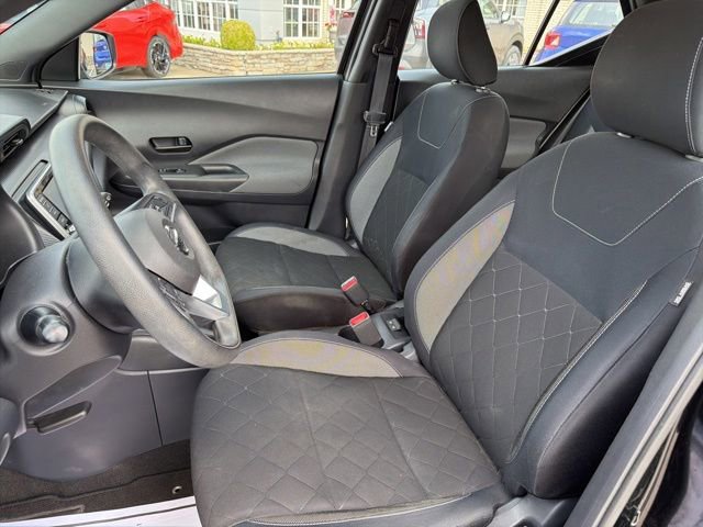 Used 2018 Nissan Kicks S FWD image 9