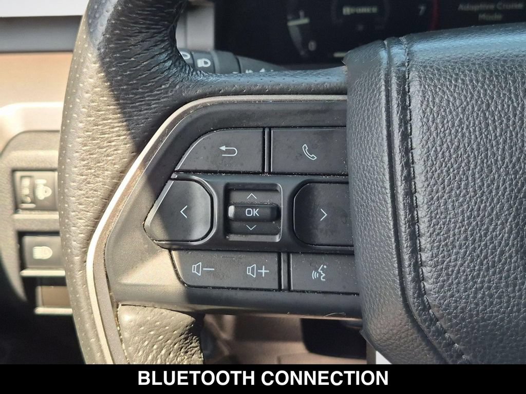 Used 2024 Toyota Tacoma TRD Off-Road AWD/4WD image 17