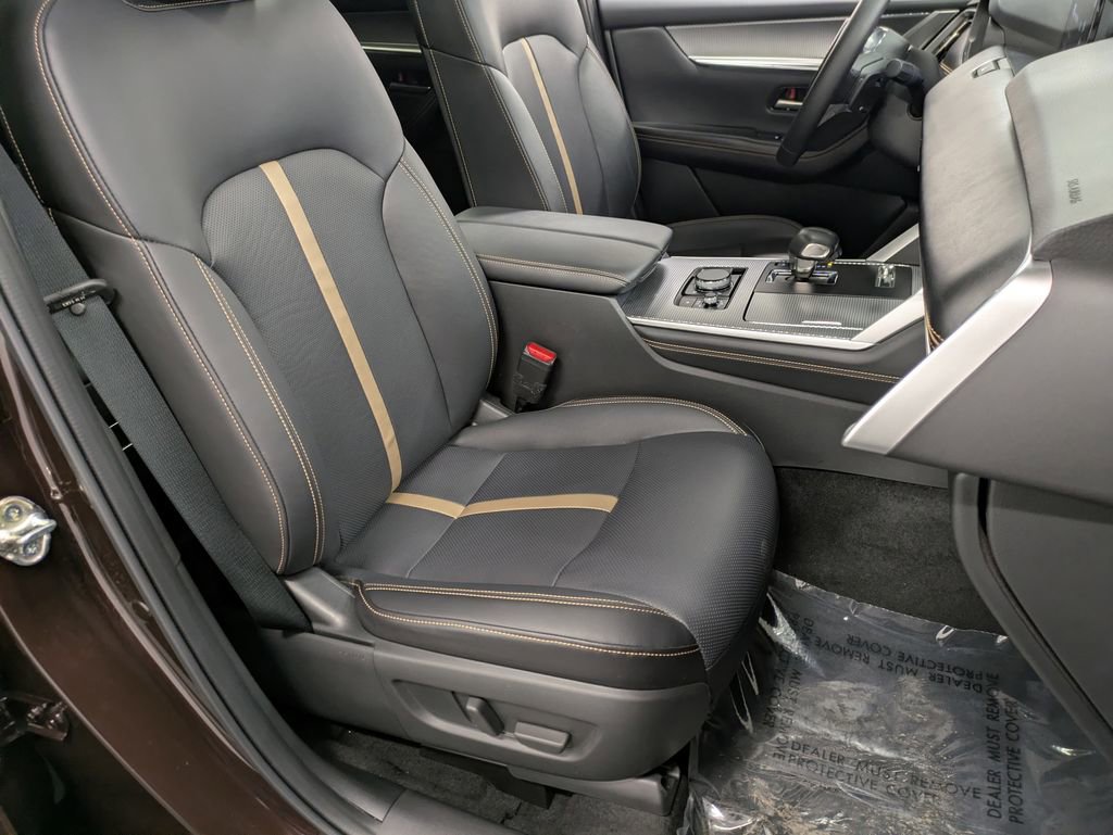 Certified 2025 MAZDA CX-90 3.3 Turbo S w/ Premium Package image 29