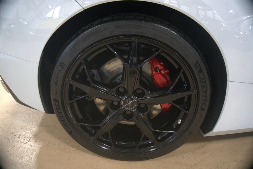 Used 2020 Chevrolet Corvette Stingray Premium Cpe w/ 3LT Preferred Equipment Group RWD image 33