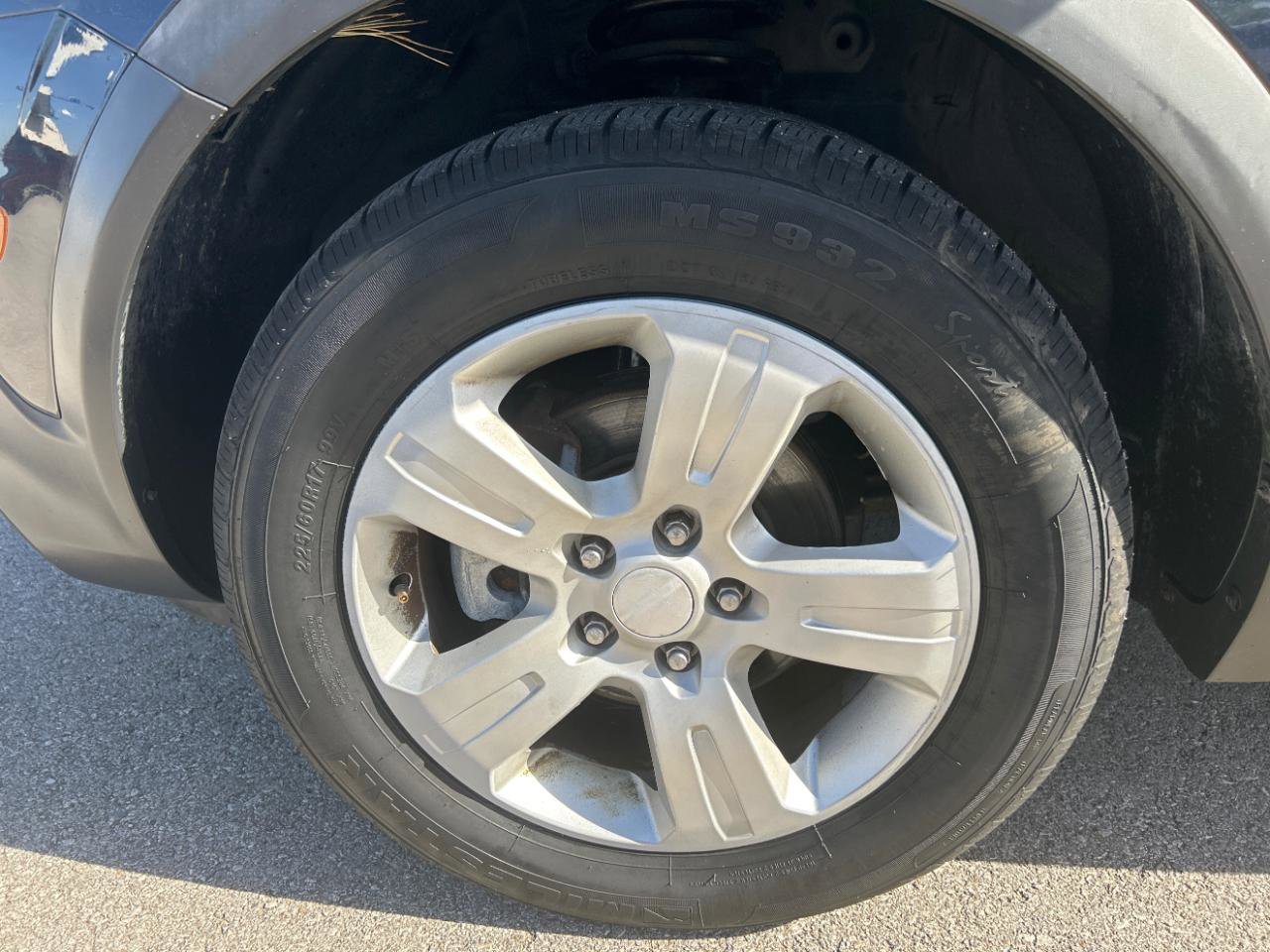 Used 2014 Chevrolet Captiva Sport LS FWD image 11