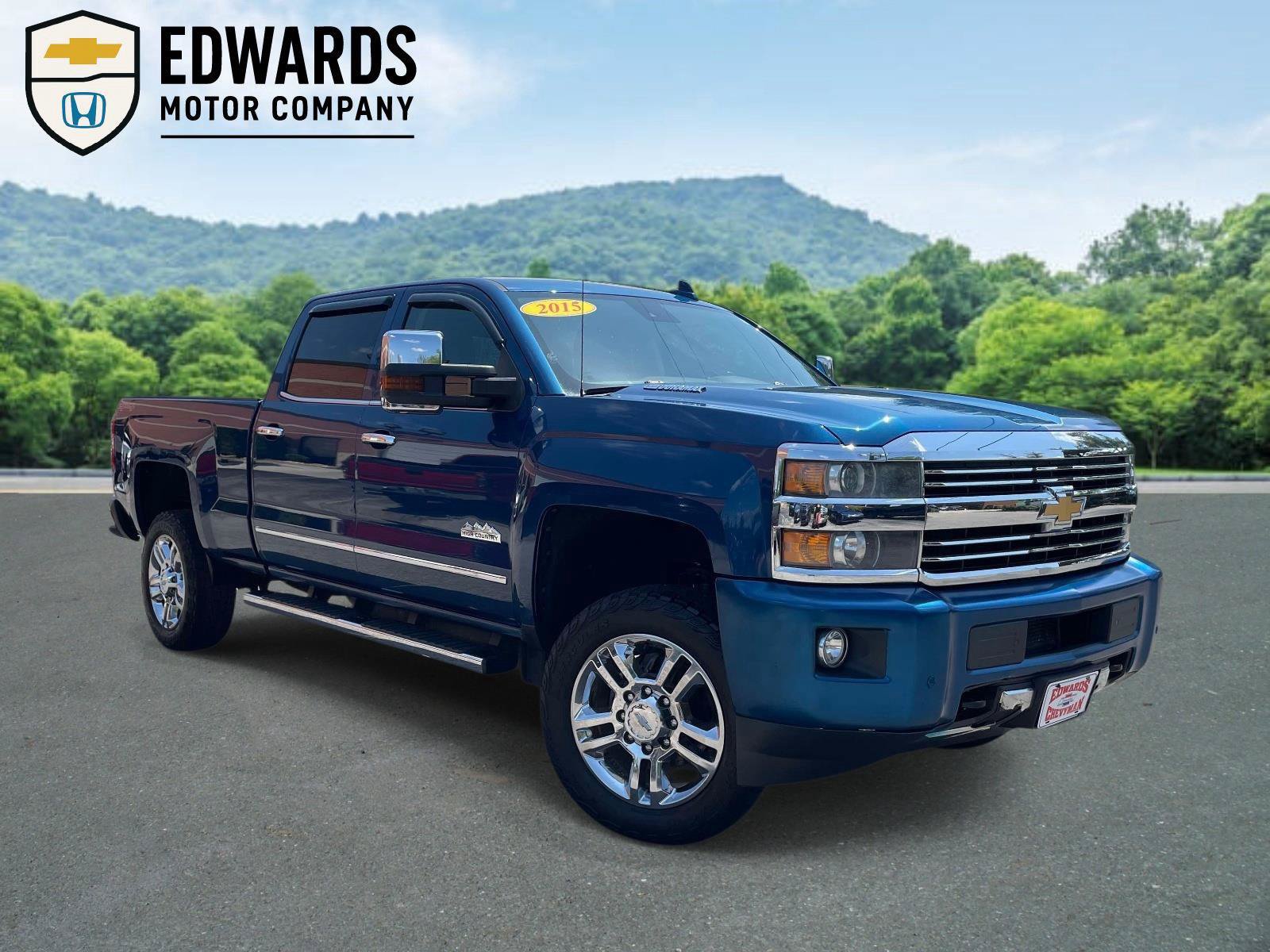 Used 2015 Chevrolet Silverado 2500 High Country w/ Duramax Plus Package AWD/4WD image 1