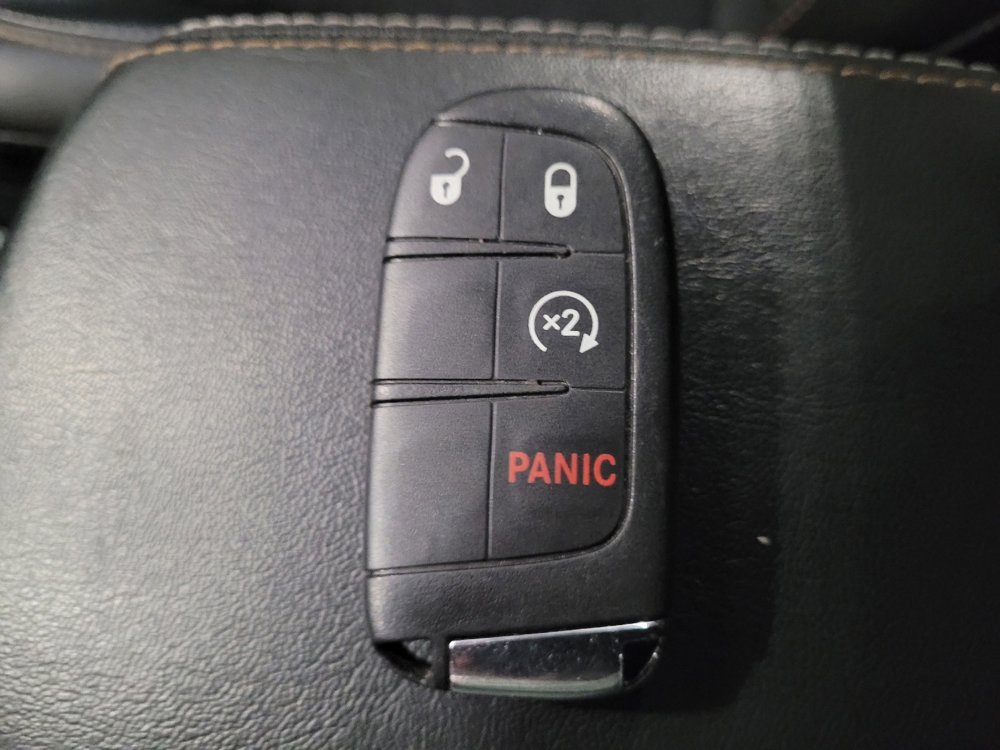 Used 2018 Jeep Compass Latitude w/ Safe & Security Group image 32