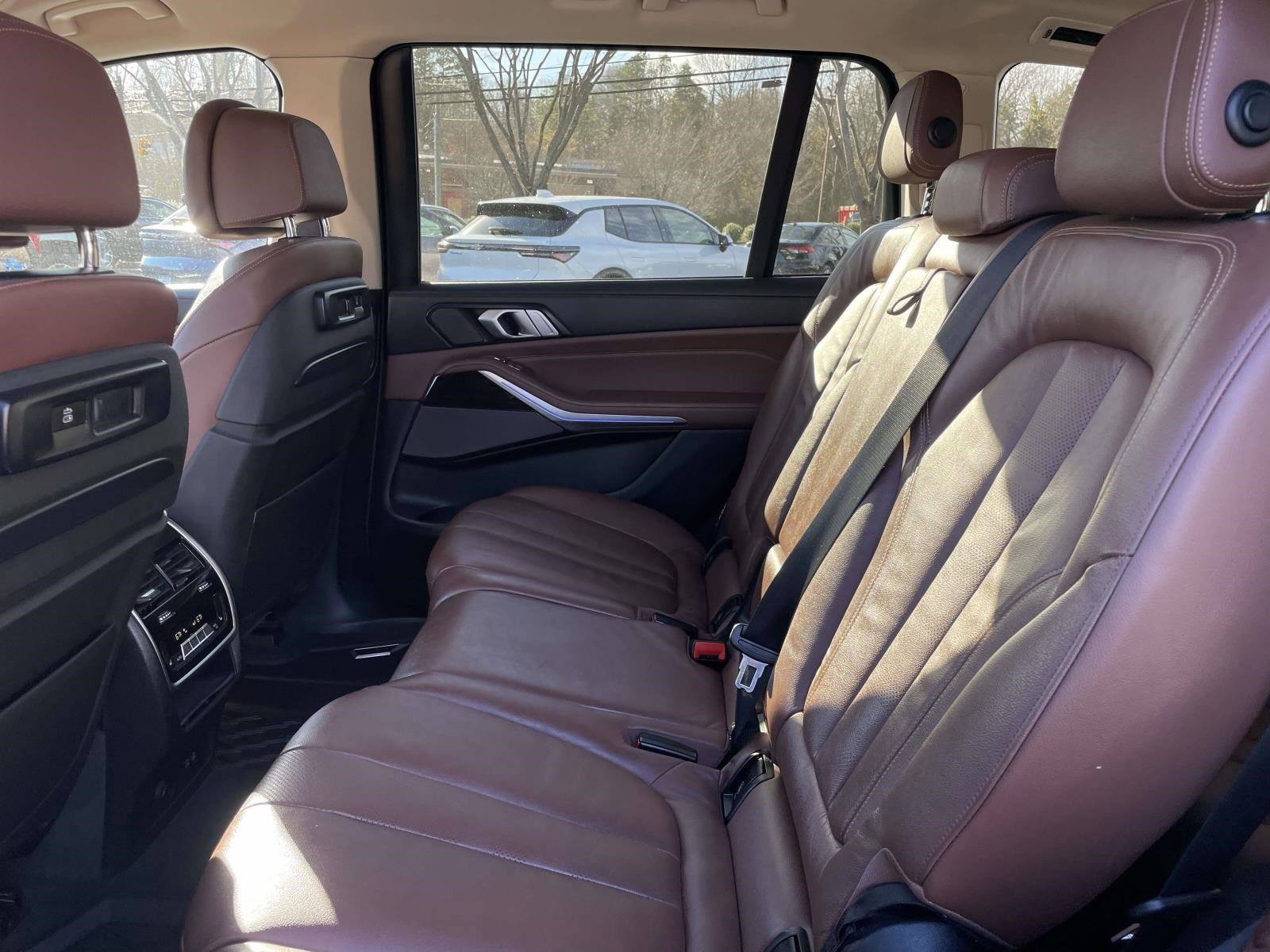 Used 2019 BMW X7 xDrive40i w/ Premium Package image 19