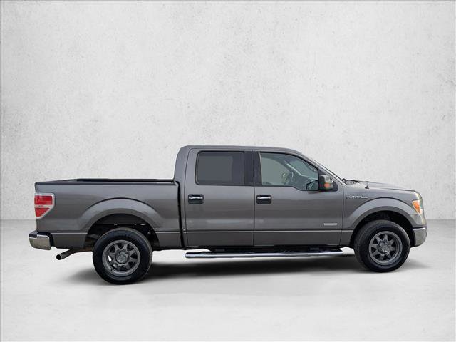 Used 2011 Ford F150 XLT w/ XLT Chrome Pkg image 4