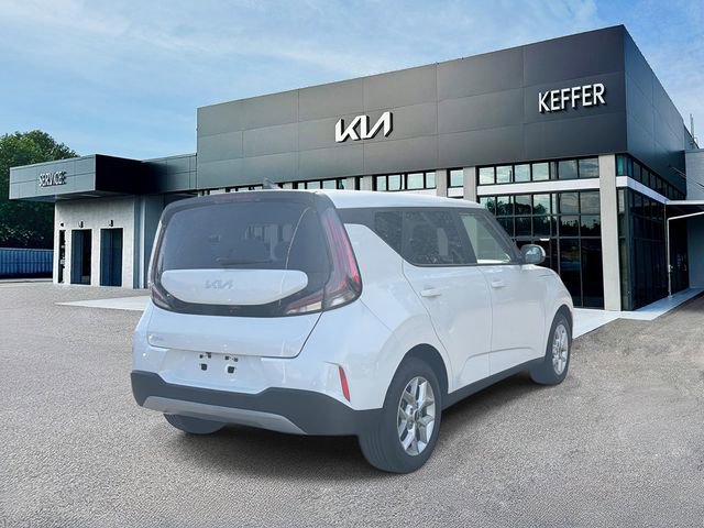 Certified 2024 Kia Soul LX w/ Option Group 015 image 8