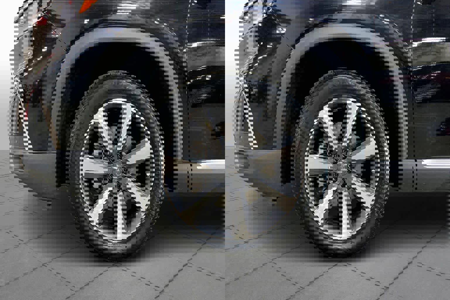 Used 2025 Honda Pilot Elite image 11