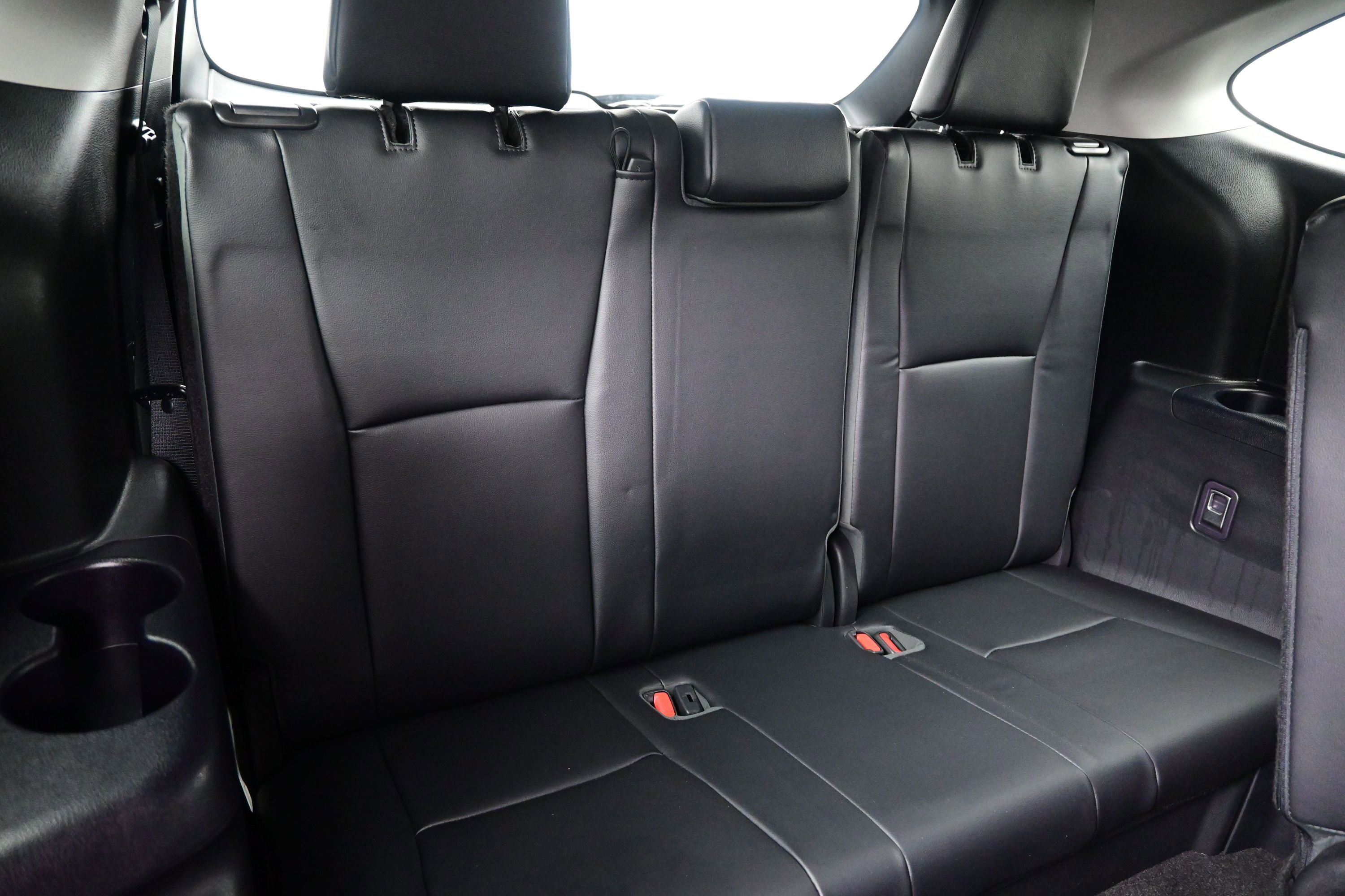 Used 2023 Toyota Highlander XLE AWD/4WD image 17