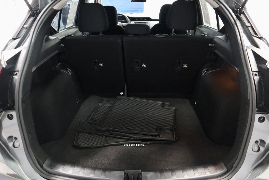 Certified 2025 Nissan Kicks Play S image 13