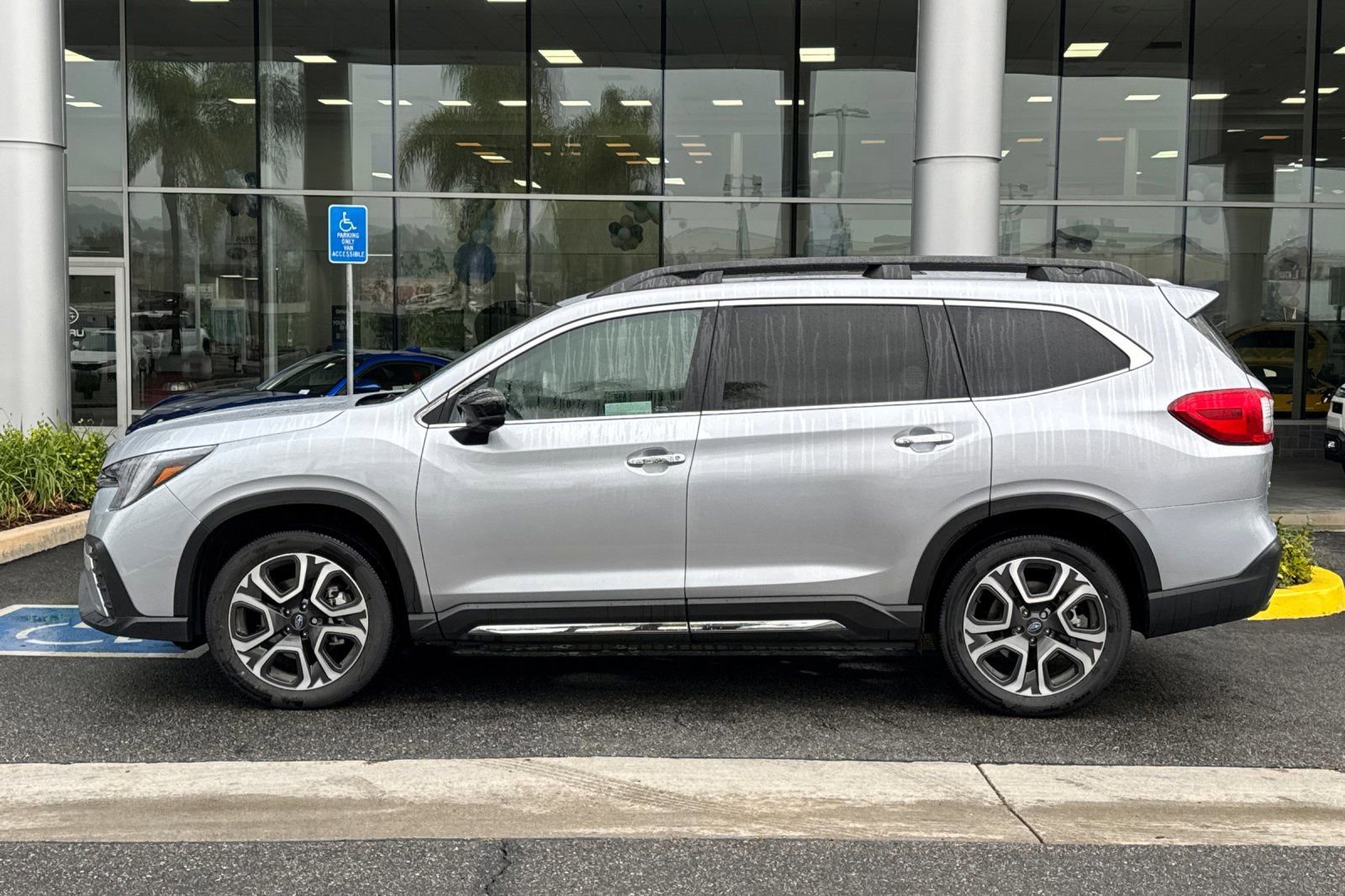 Certified 2025 Subaru Ascent Touring w/ Popular Package #2 image 9
