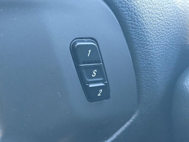 New 2026 Chrysler Pacifica Select FWD image 17