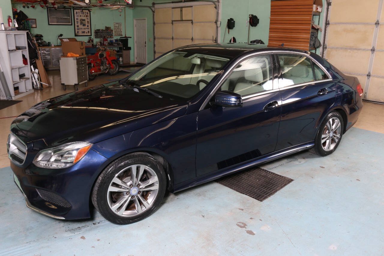 Used 2016 Mercedes-Benz E 350 Sedan image 32