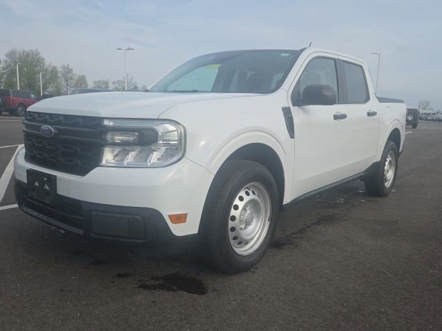 Used 2022 Ford Maverick XL FWD image 2