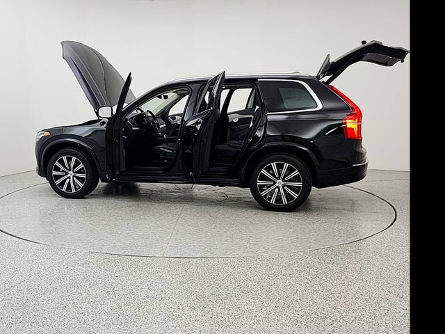 Certified 2025 Volvo XC90 B5 Core w/ Protection Package Premier AWD/4WD image 12