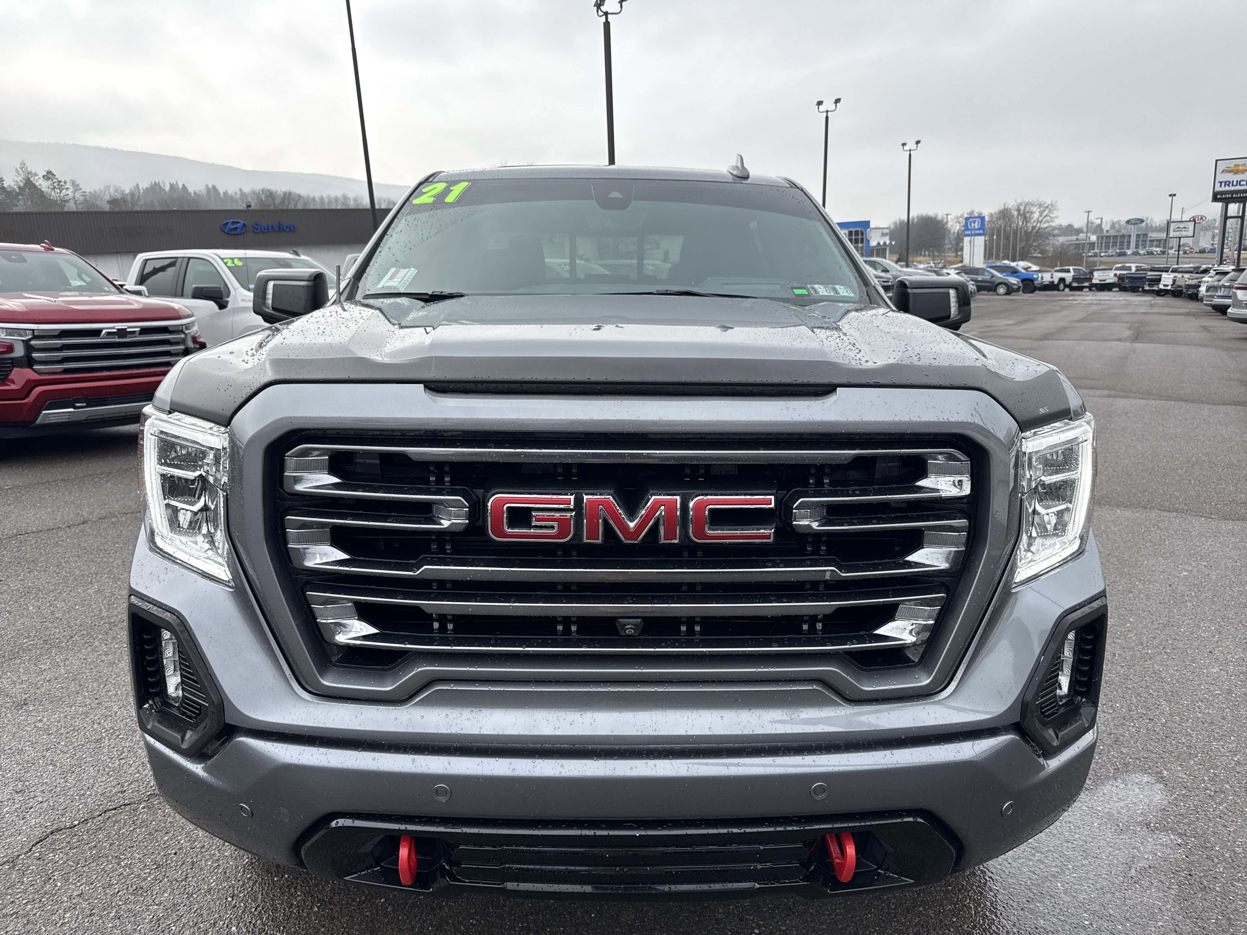 Used 2021 GMC Sierra 1500 AT4 w/ AT4 Premium Package image 9