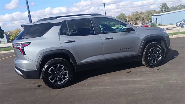 Used 2025 Chevrolet Equinox ACTIV w/ Safety and Technology Package image 3