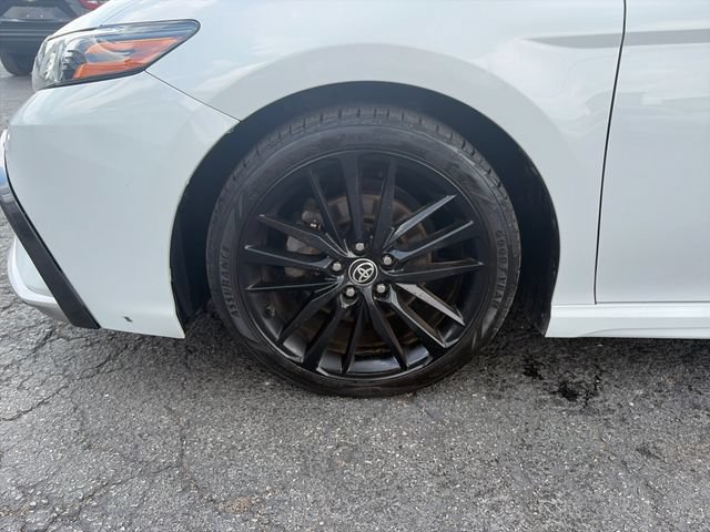 Used 2022 Toyota Camry XSE FWD image 24