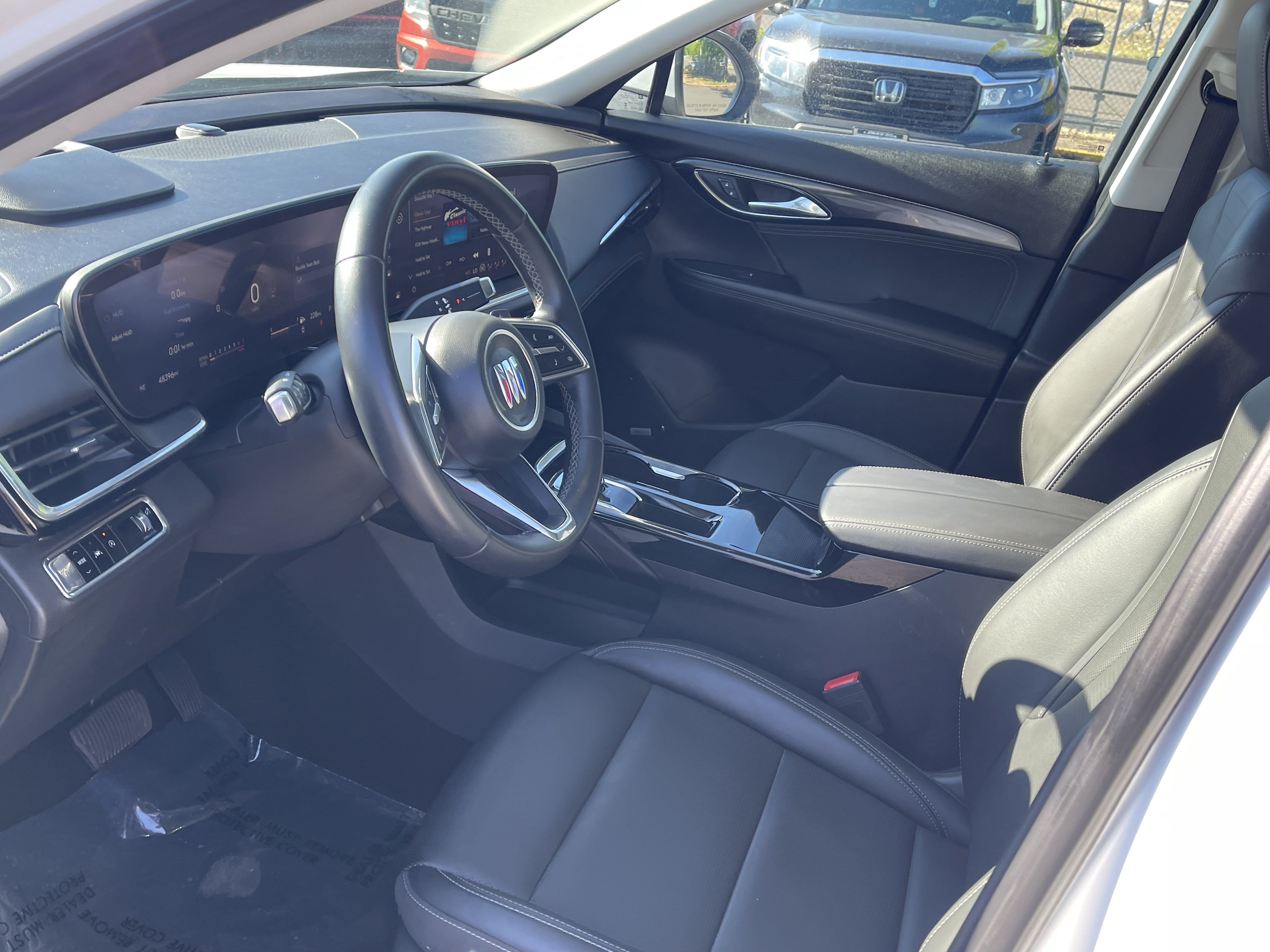 Used 2024 Buick Envision Preferred AWD/4WD image 10