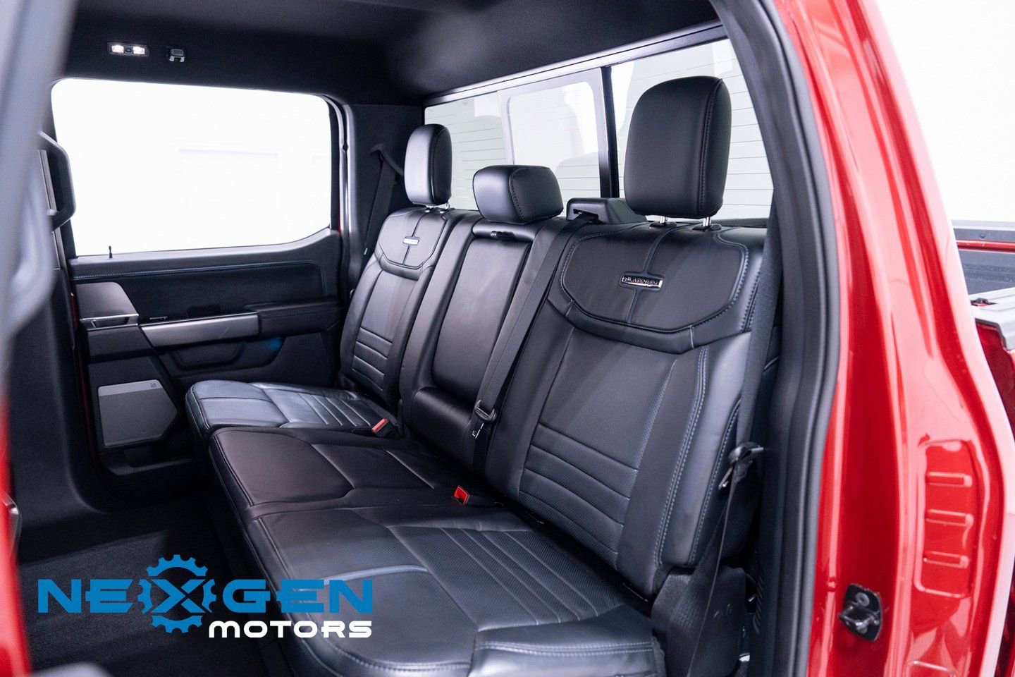 Used 2024 Ford F150 Platinum image 45