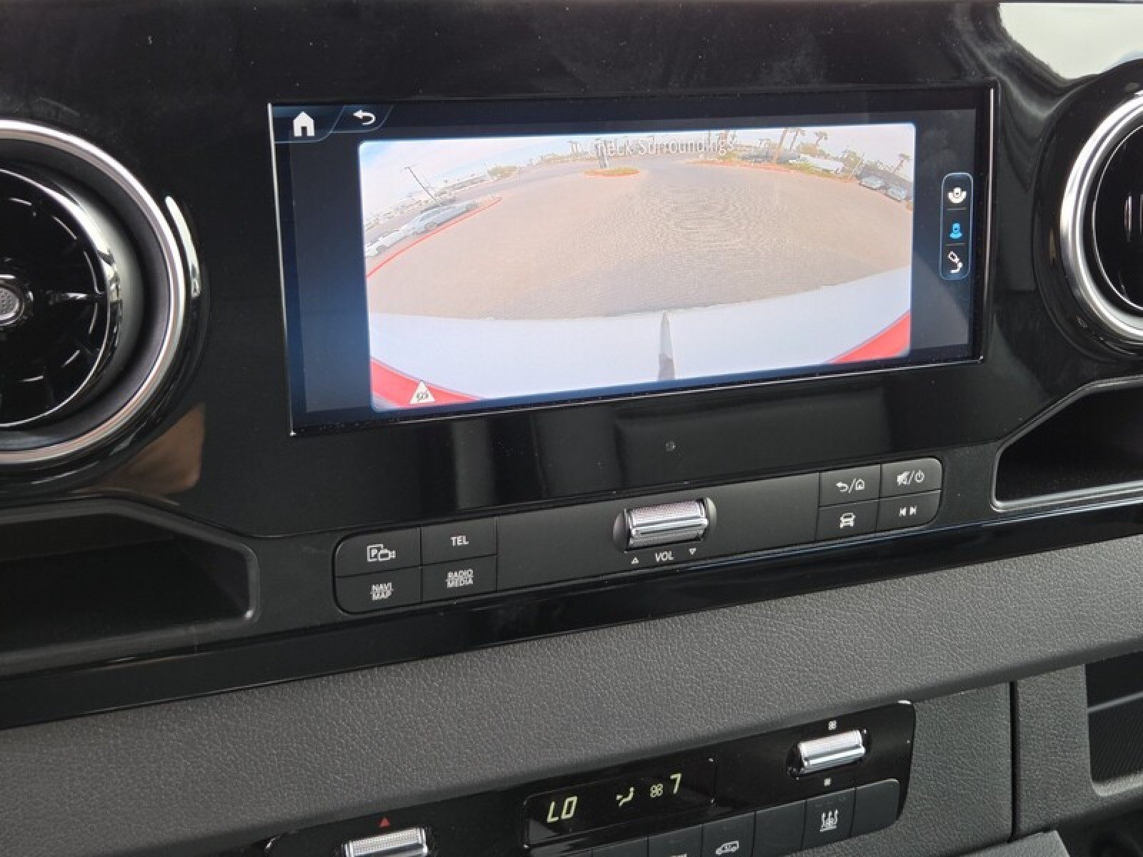 New 2025 Mercedes-Benz eSprinter 170 Cargo image 29