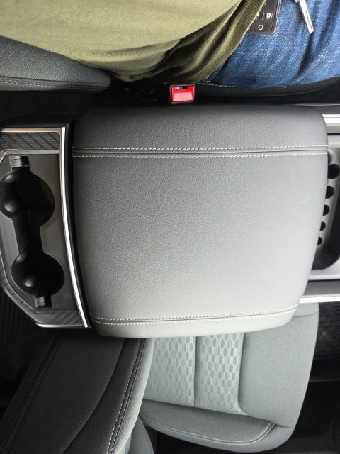 New 2026 RAM 1500 4x4 Crew Cab image 27
