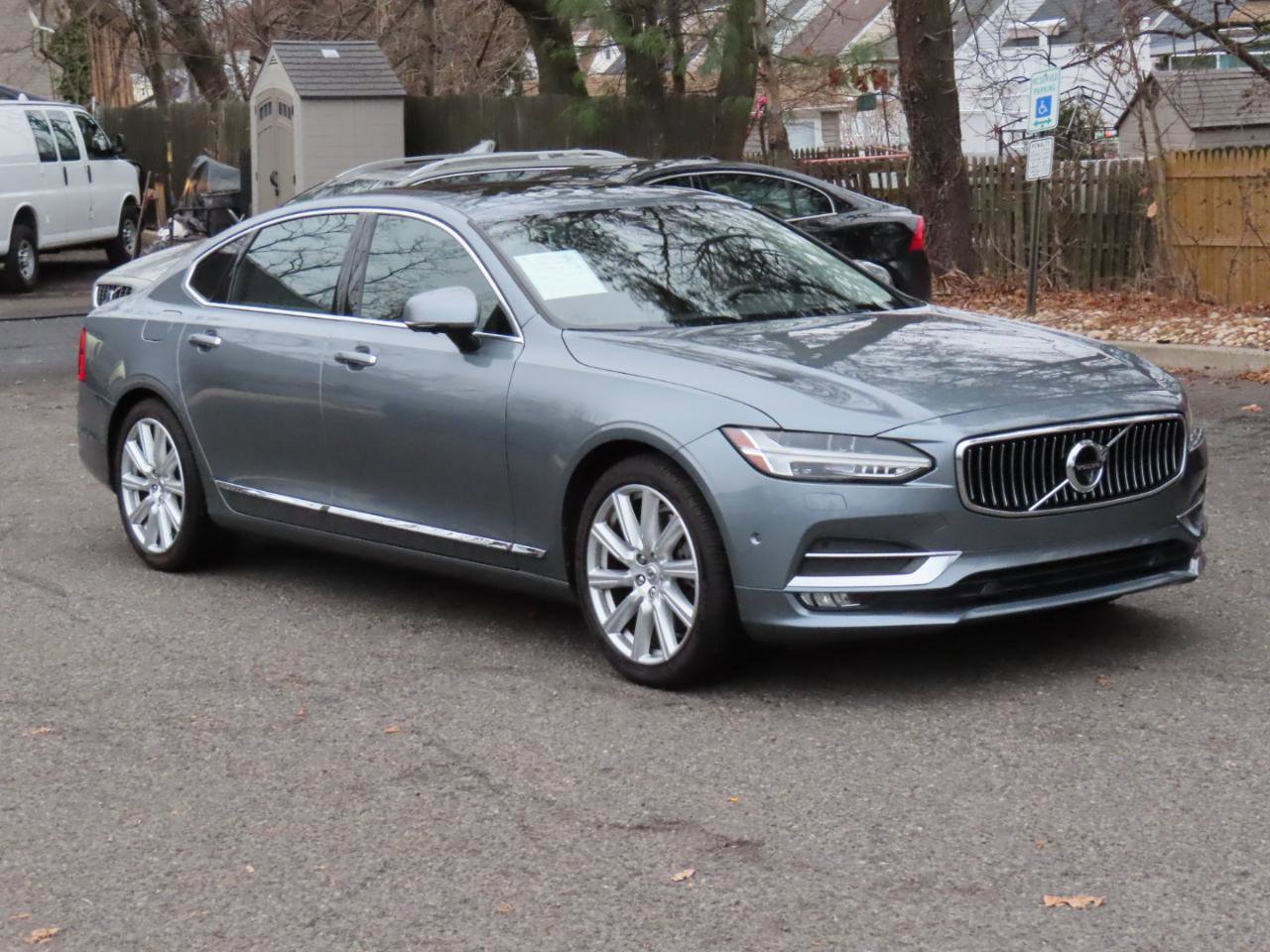 Used 2018 Volvo S90 T6 Inscription w/ Convenience Package image 5