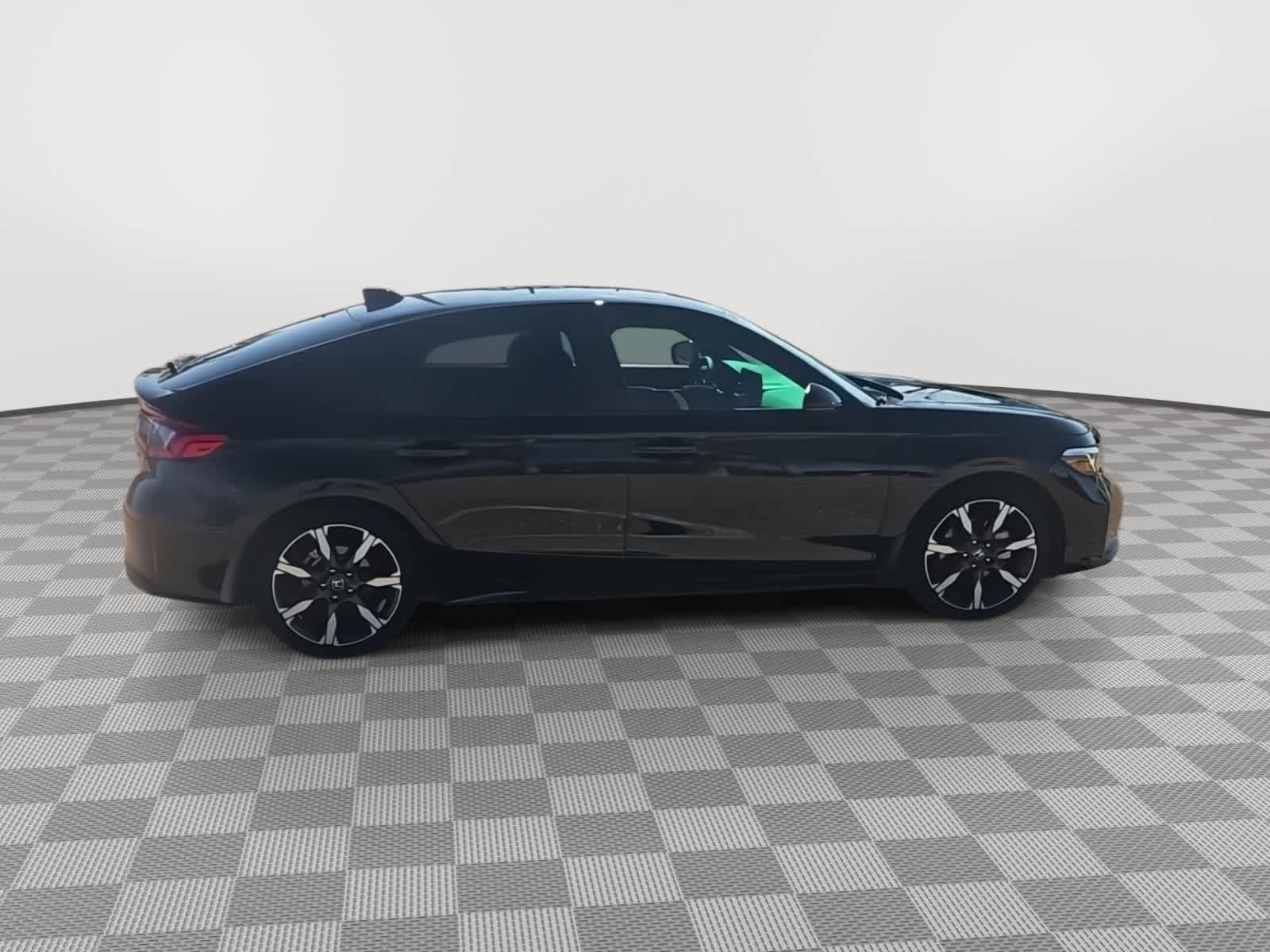 Certified 2025 Honda Civic Sport Touring image 9