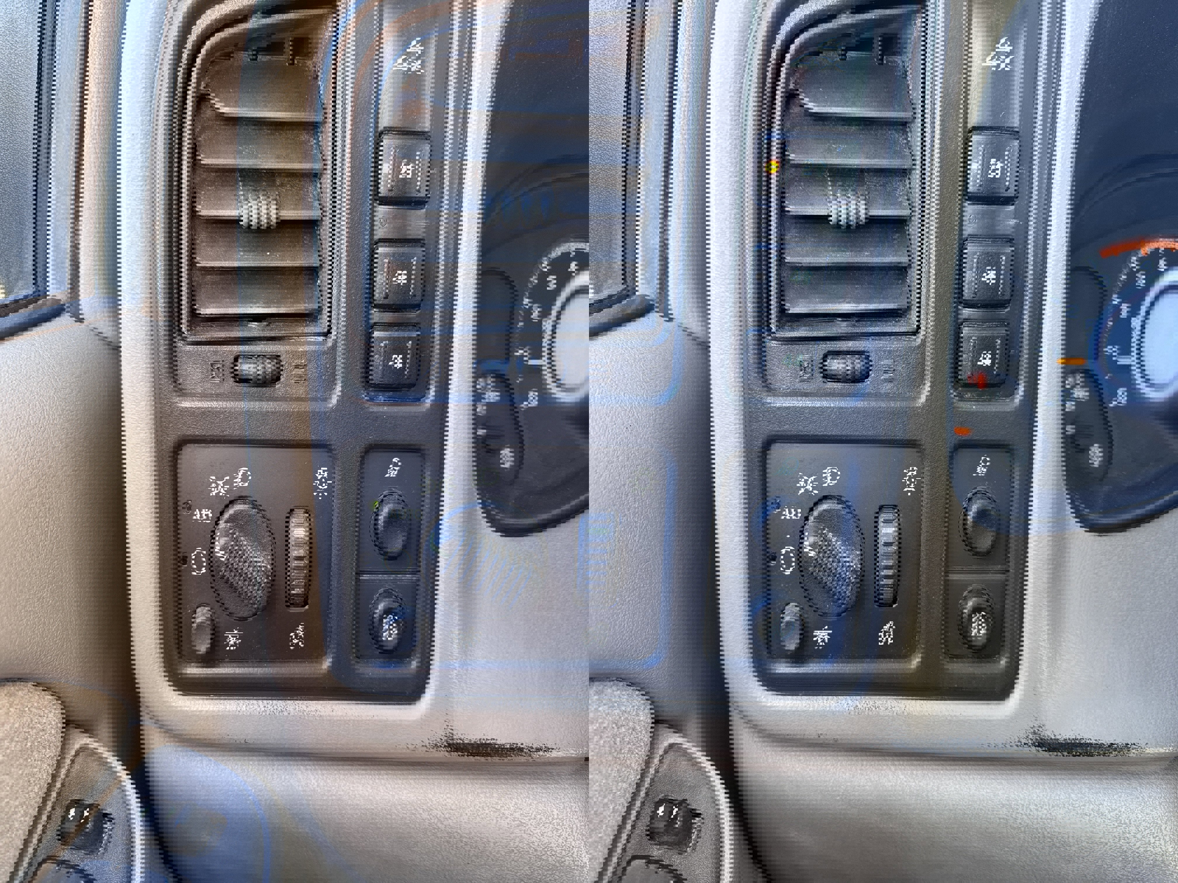 Used 2003 Chevrolet Silverado 2500 LT w/ Skid Plate Package image 25