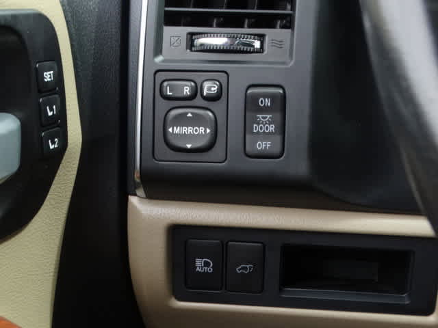 Certified 2020 Toyota Sequoia Platinum image 51