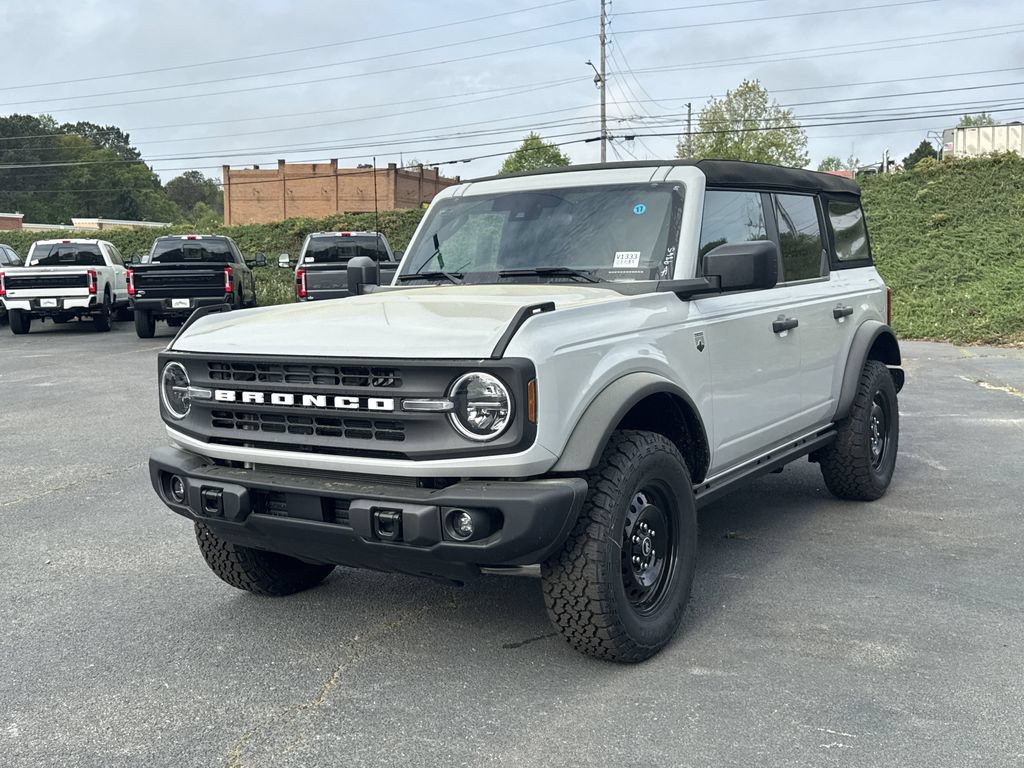 New 2026 Ford Bronco Big Bend w/ Black Diamond Package AWD/4WD image 3