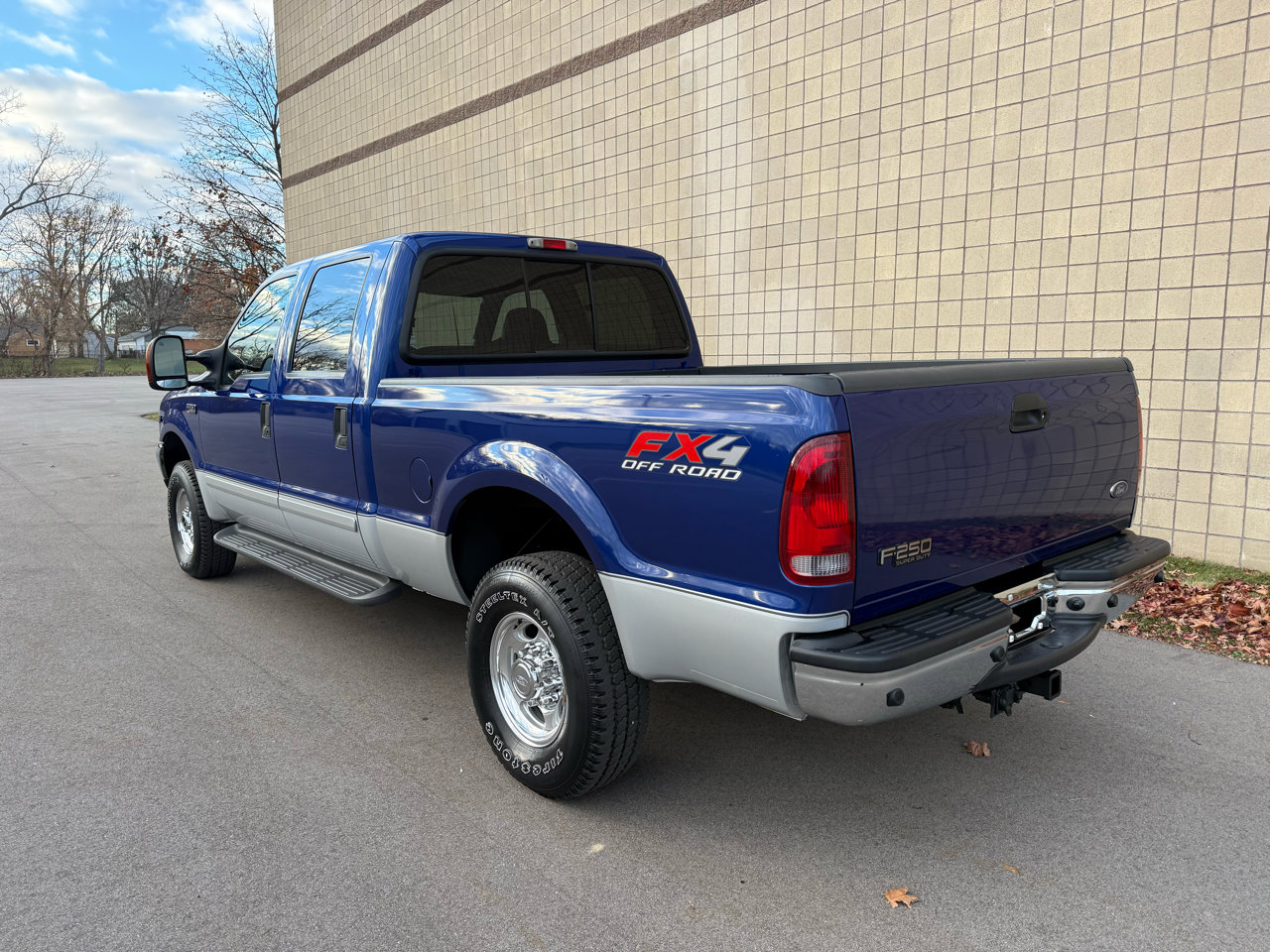Used 2003 Ford F250 Lariat image 10