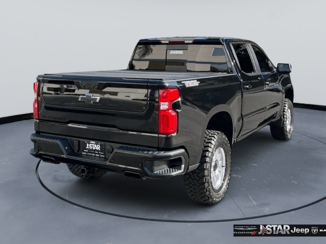 Used 2026 Chevrolet Silverado 1500 LT Trail Boss w/ LT Trail Boss Premium Package AWD/4WD image 5