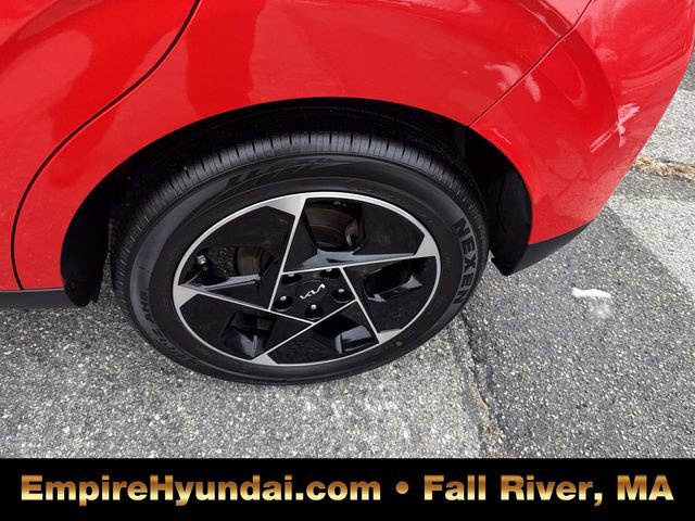 Used 2023 Kia Soul EX image 13