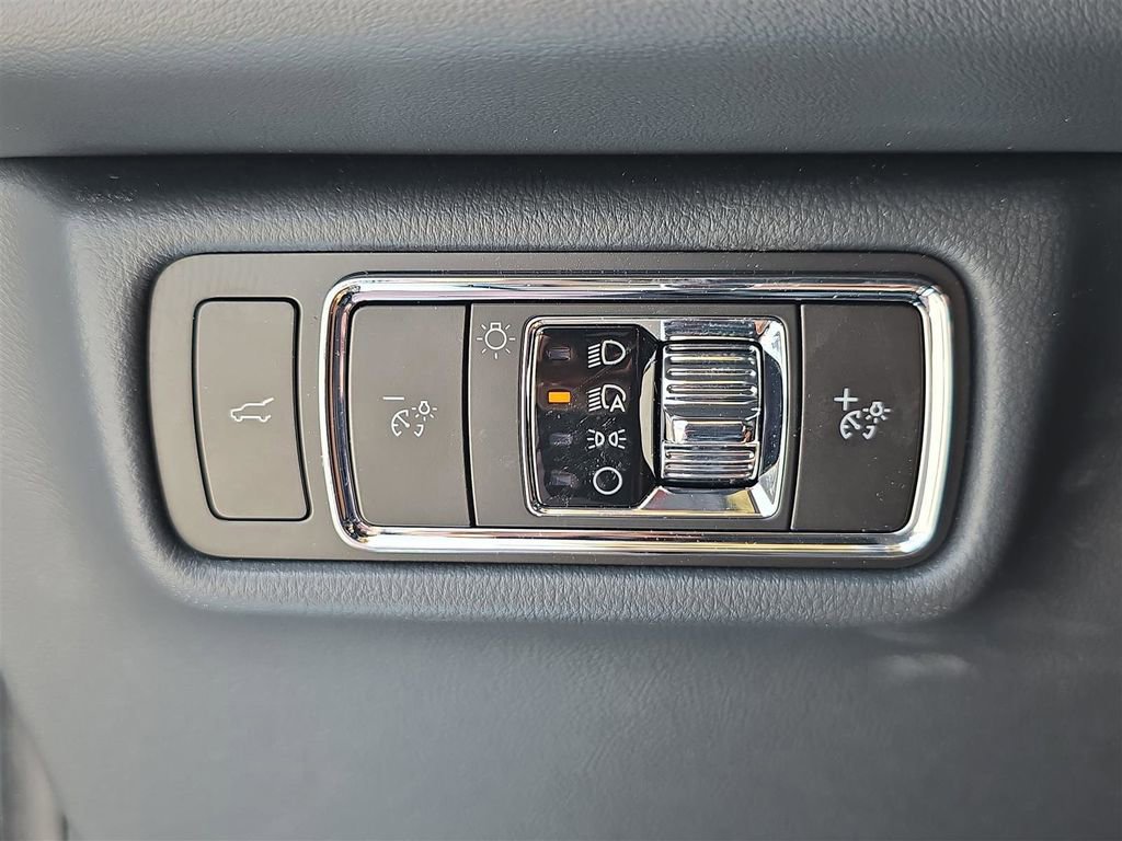 New 2025 Lincoln Aviator 2WD w/ Equipment Group 101A image 27