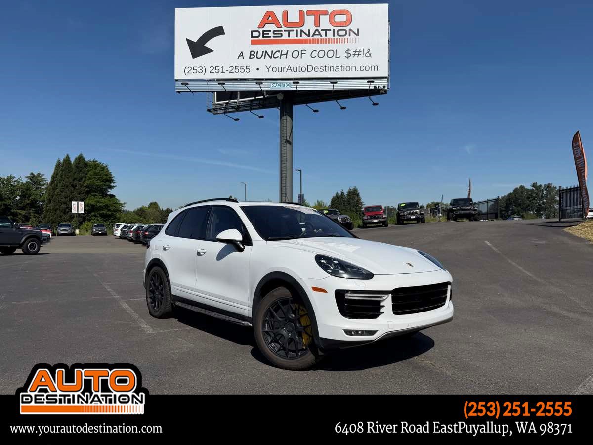 Used 2016 Porsche Cayenne Turbo AWD/4WD image 1