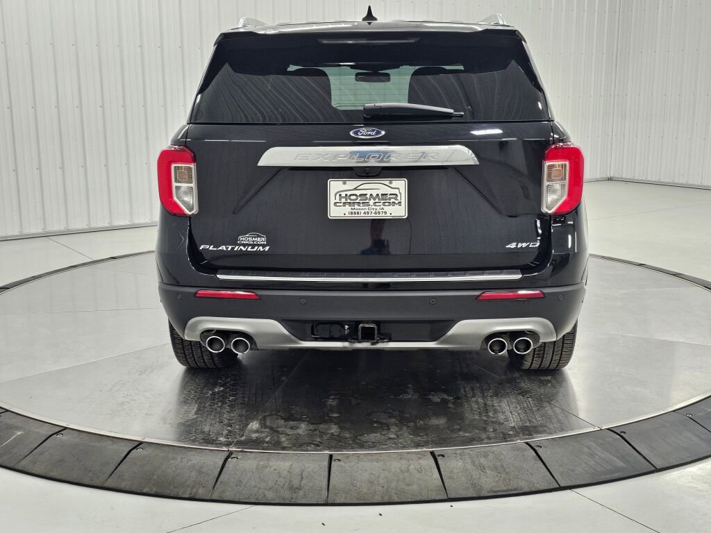 Used 2021 Ford Explorer Platinum w/ Equipment Group 601A image 4