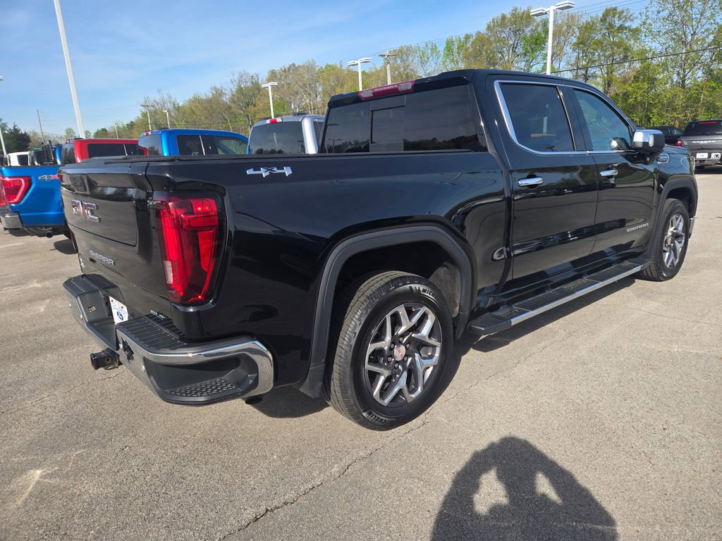 Used 2022 GMC Sierra 1500 SLT w/ SLT Premium Plus Package image 4