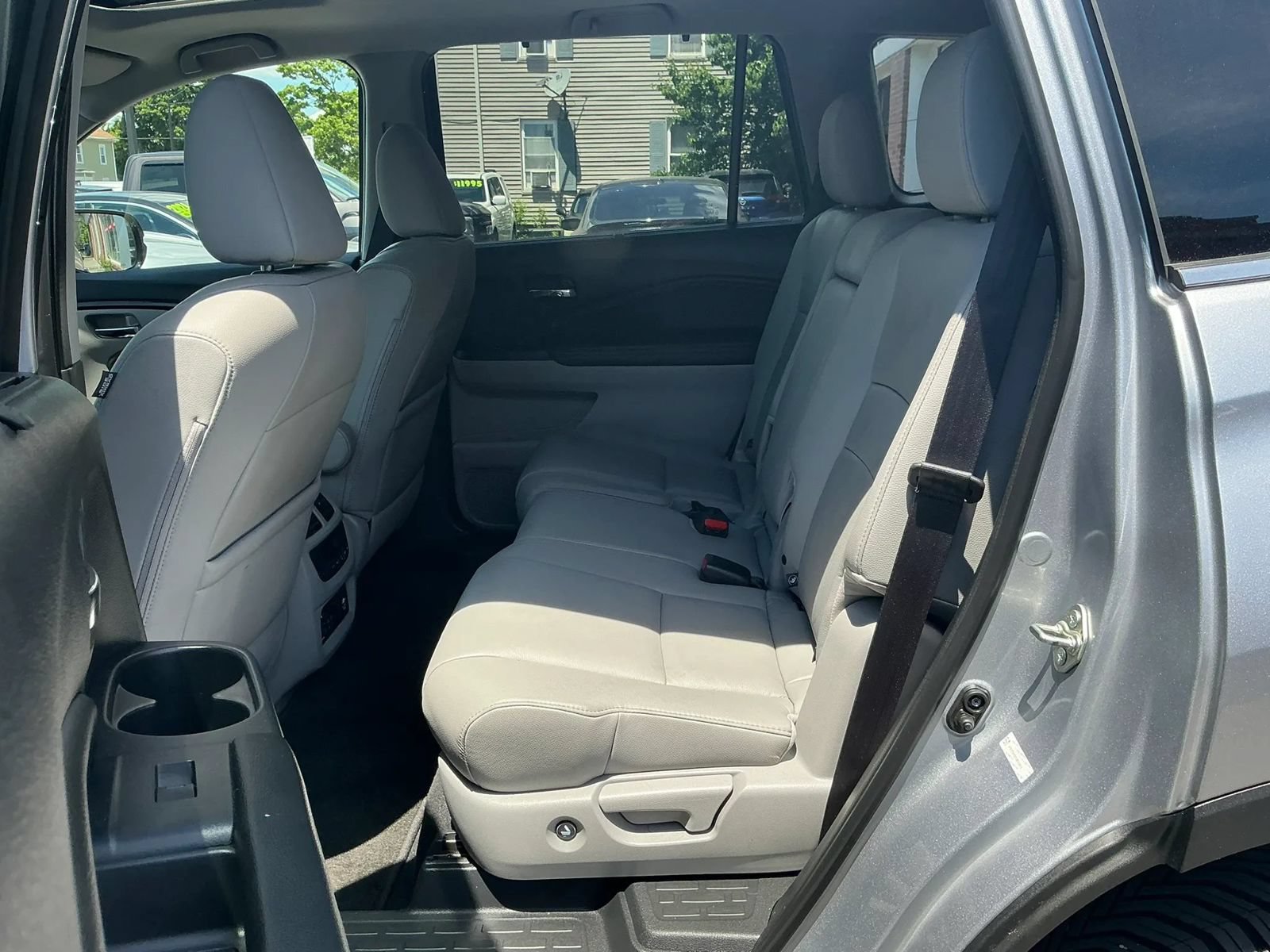 Used 2016 Honda Pilot Touring image 12