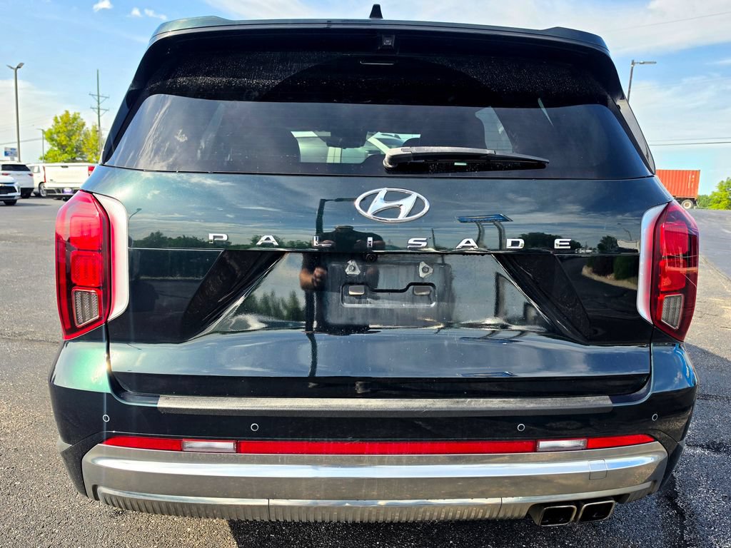 Used 2023 Hyundai Palisade Calligraphy w/ Cargo Package FWD image 5