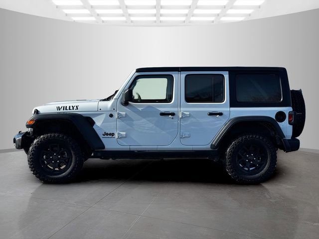 Used 2025 Jeep Wrangler Willys image 4