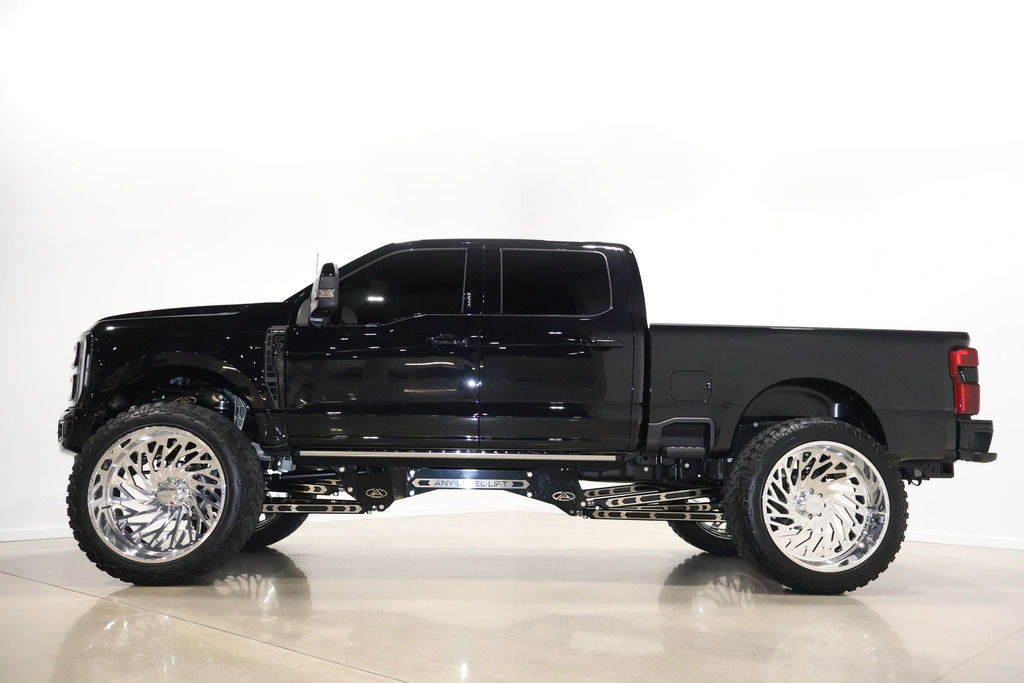 Used 2024 Ford F350 Limited w/ FX4 Off-Road Package image 23