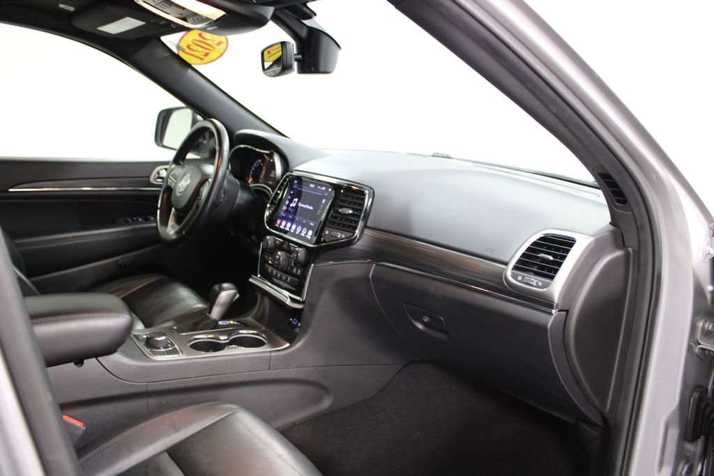Used 2021 Jeep Grand Cherokee Limited image 28