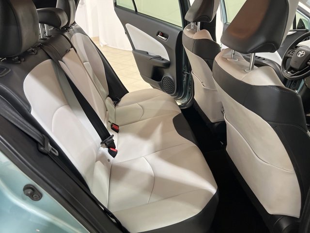 Used 2019 Toyota Prius image 14