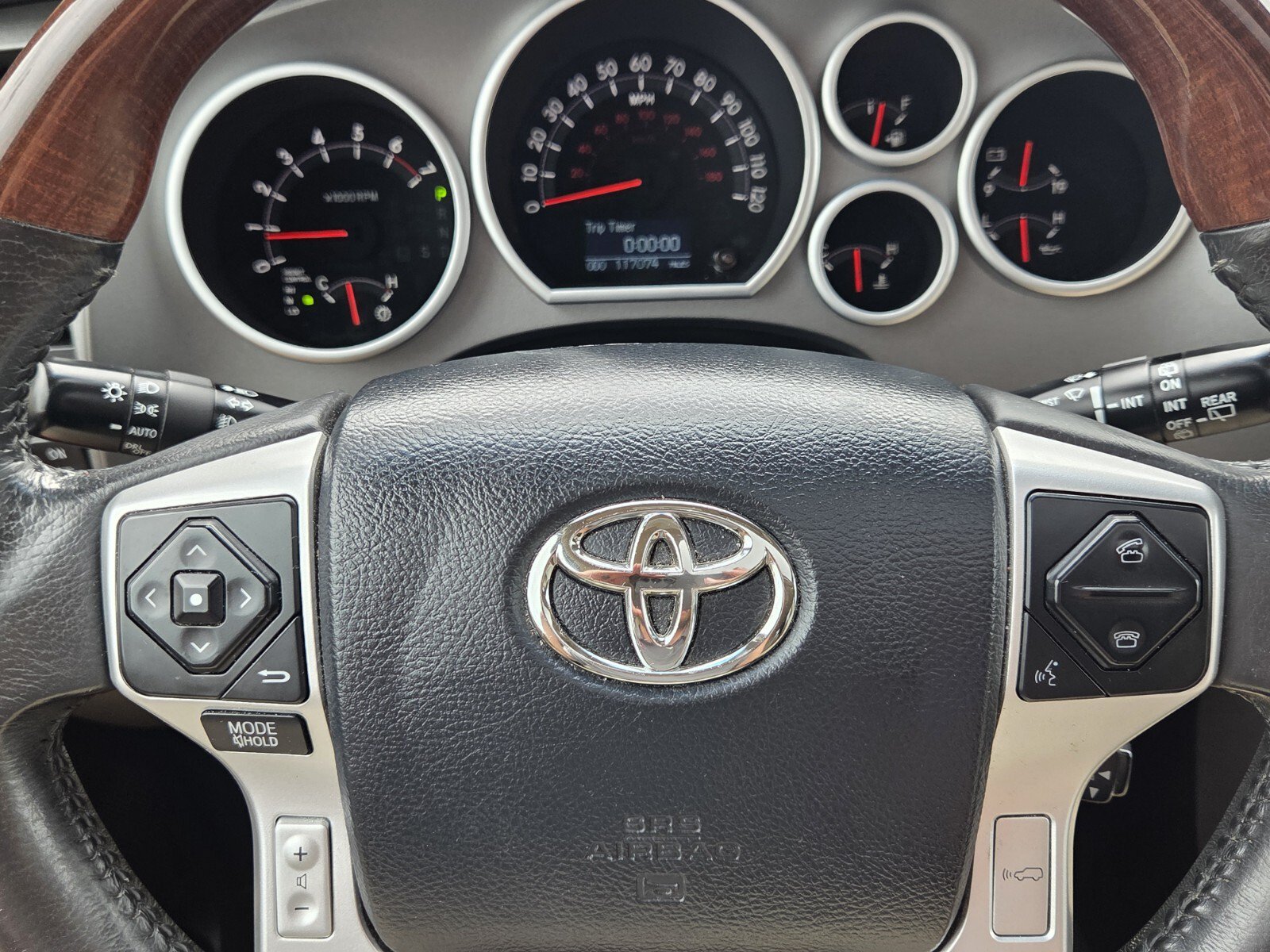 Used 2017 Toyota Sequoia Platinum AWD/4WD image 25