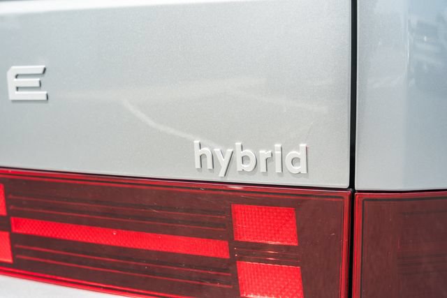 Used 2024 Hyundai Santa Fe Limited FWD image 8