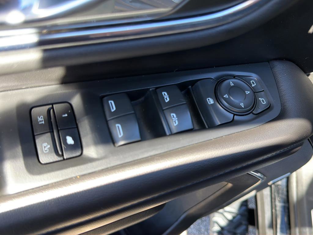 Used 2023 Chevrolet Tahoe Z71 image 22