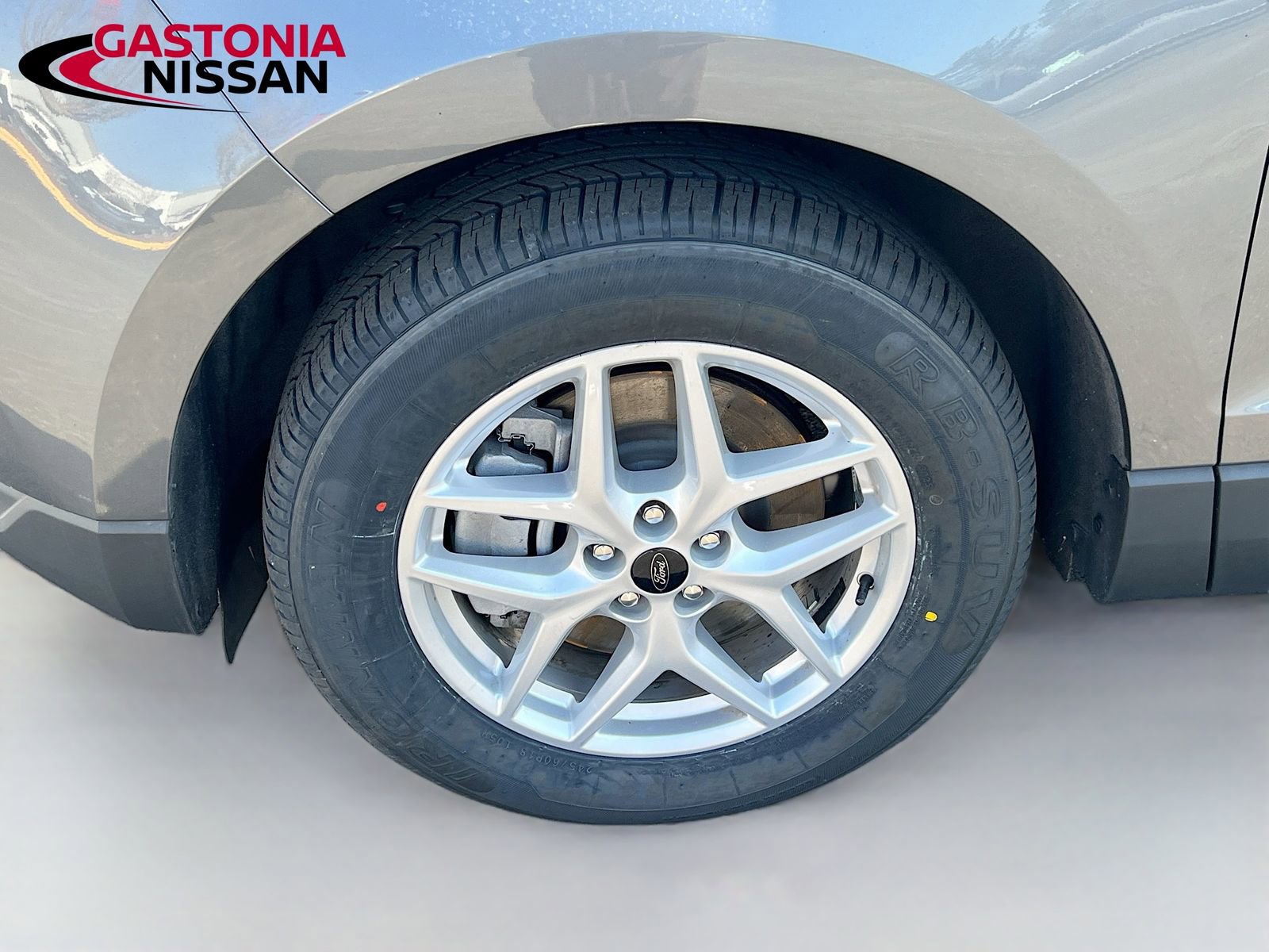 Used 2024 Ford Edge SEL image 39